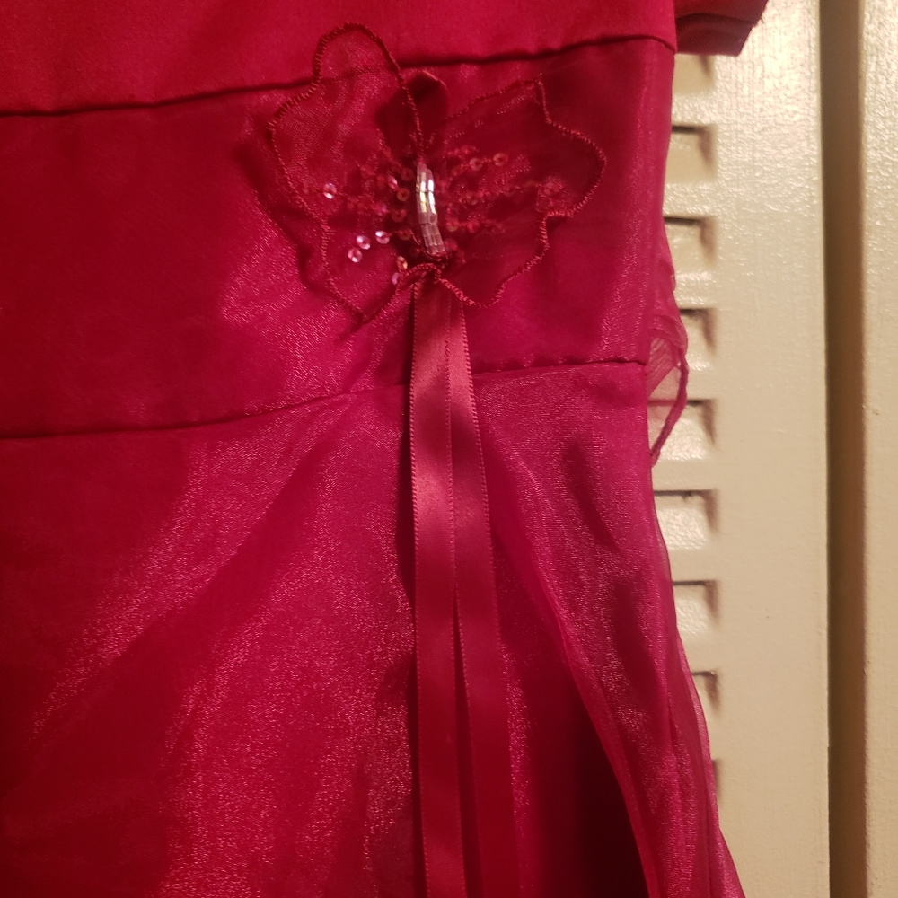 Girl's formal dress - Picture 2 of 4
